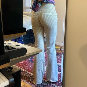 SOLD alice + olivia Linen Flares Low Rise